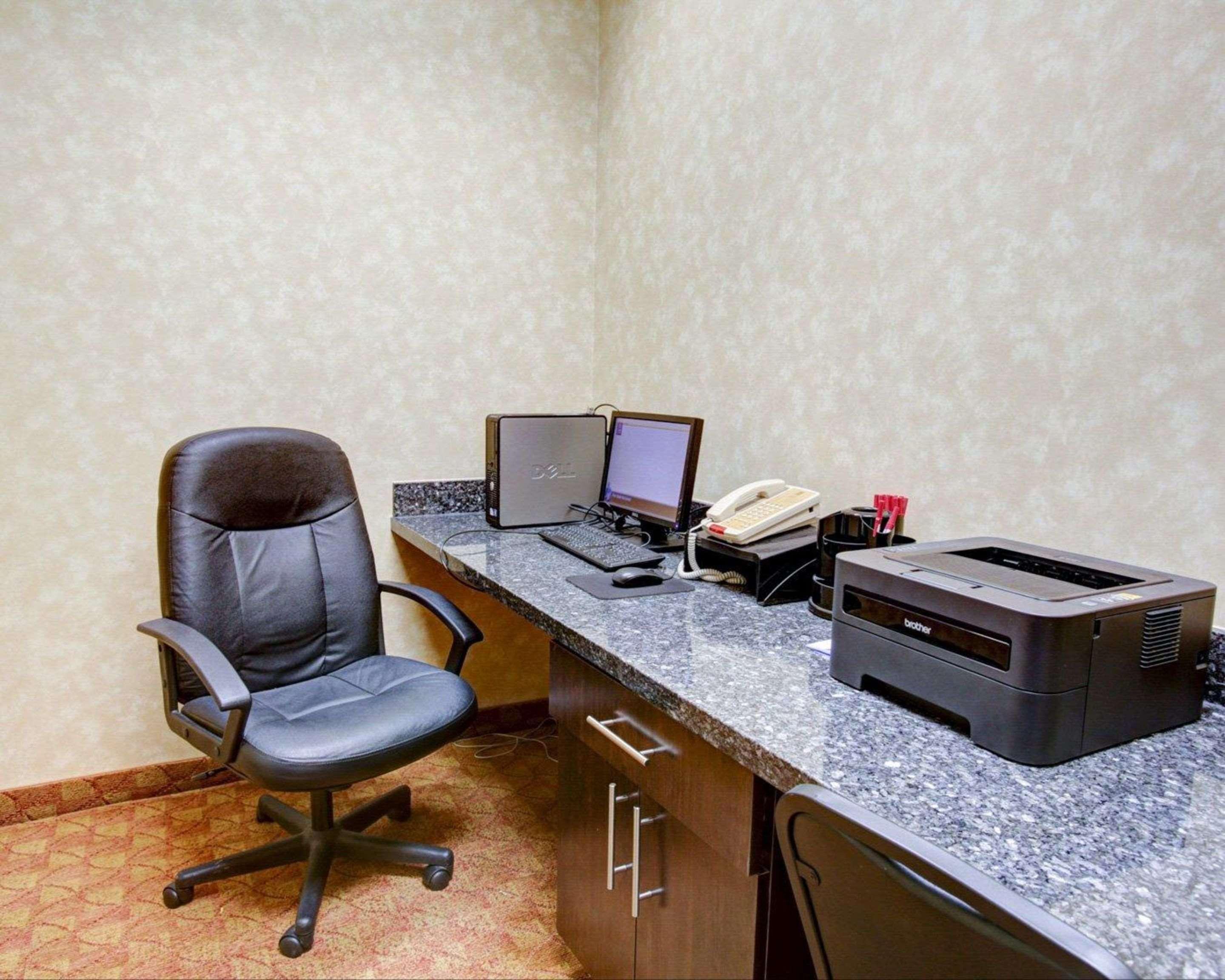 Comfort Suites Old Town Spring Exteriér fotografie